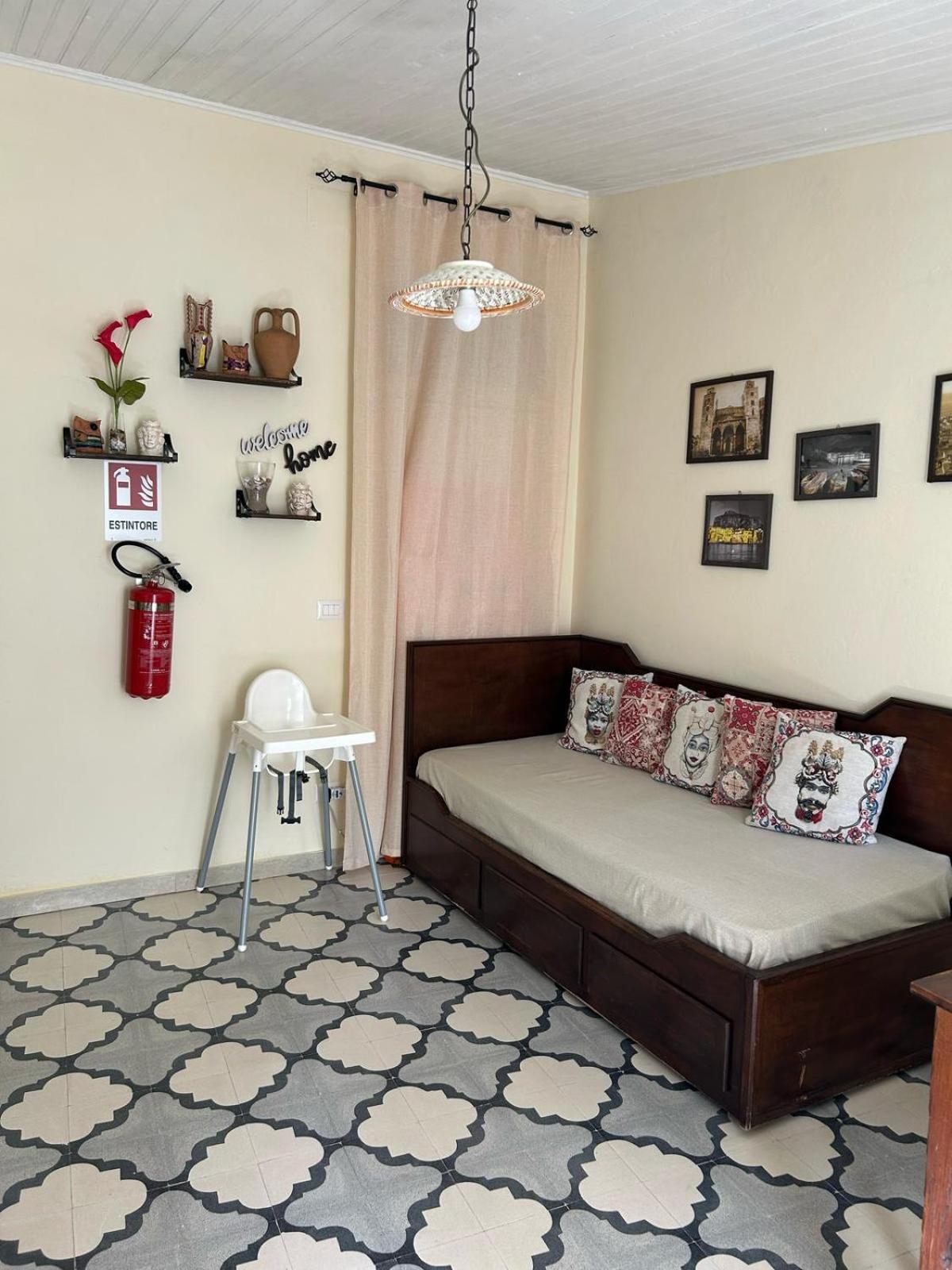 צ'פאלו Sicilian Dream Apartments מראה חיצוני תמונה